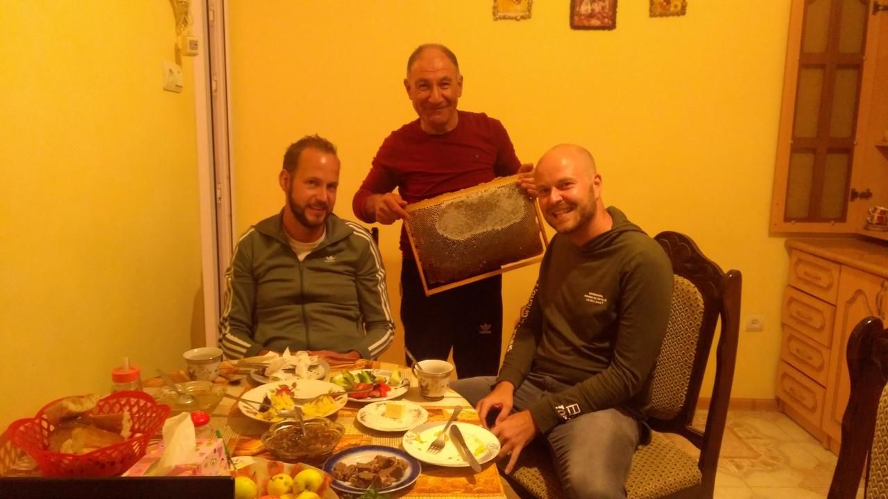 Проживание в семье The Lichk Lodge Lichkʼ-31