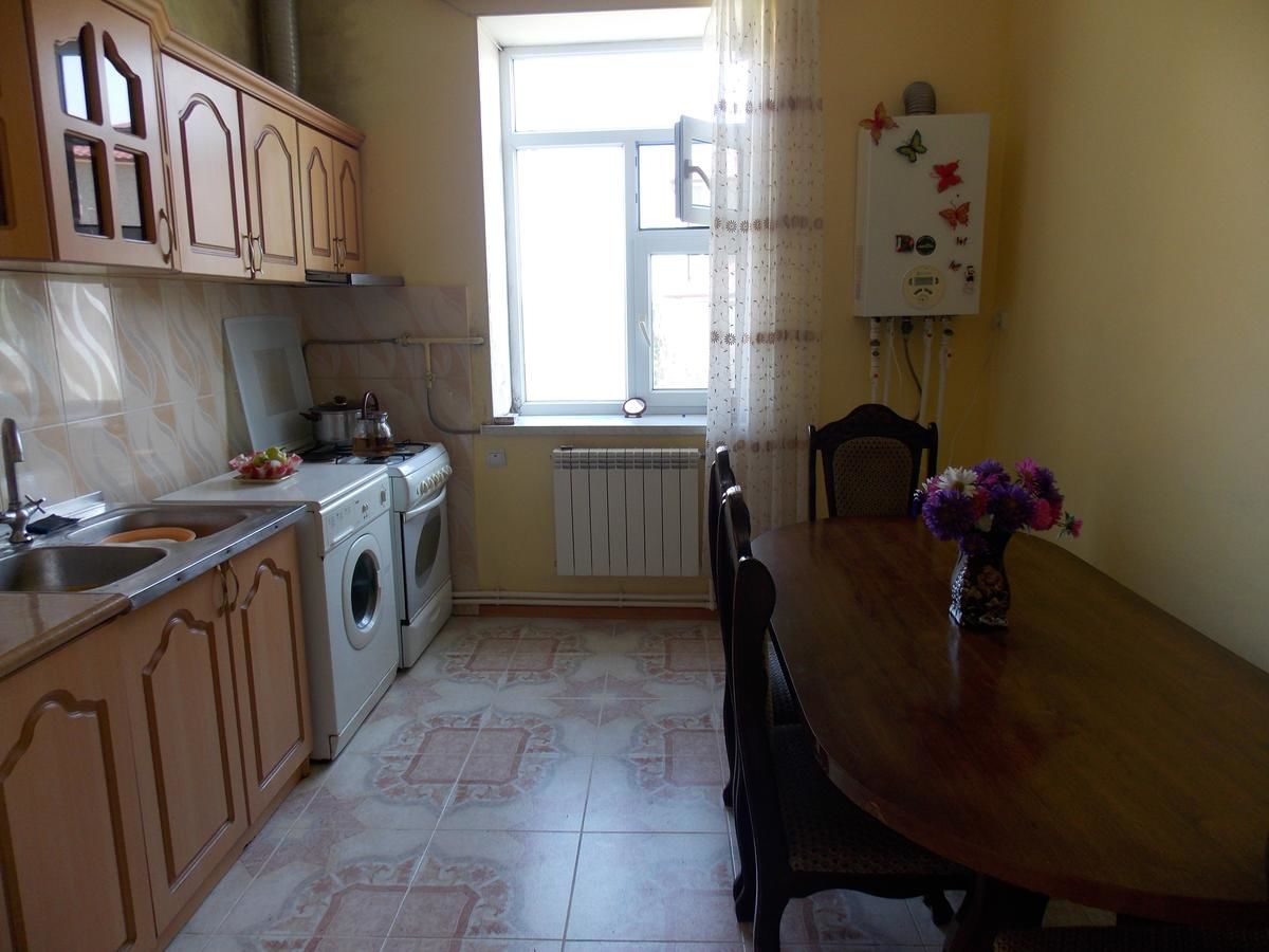 Проживание в семье The Lichk Lodge Lichkʼ-44